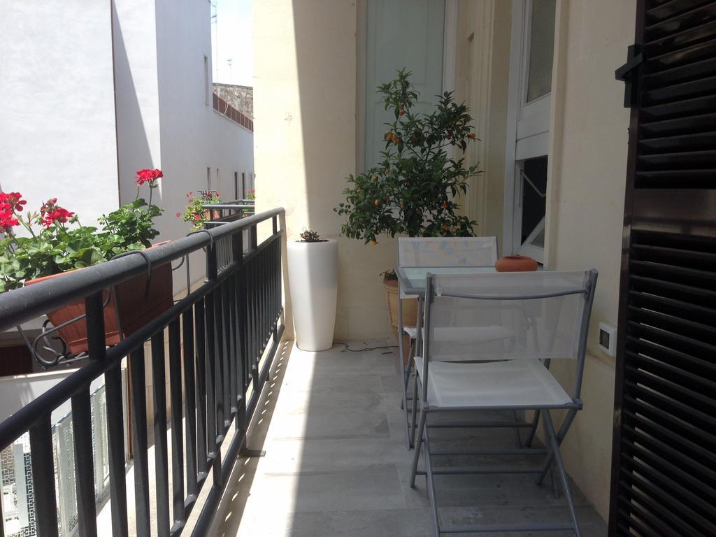 B&B Le Giravolte เลชเช ภายนอก รูปภาพ